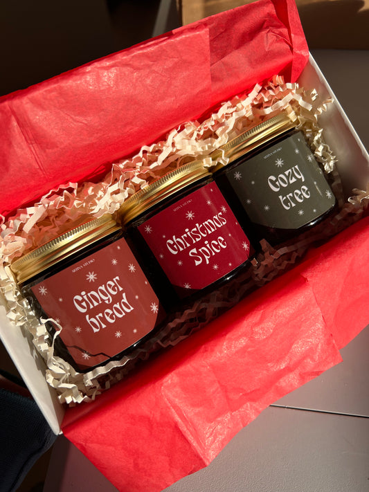 Amber Christmas gift set